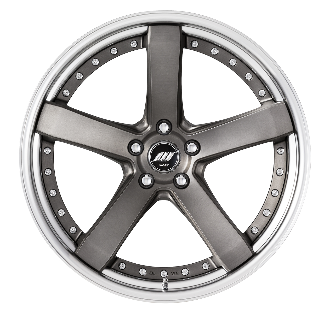 ■サイズ:20inch<br />
■ディスク:ディープコンケイブ(形状)/マットグレーブラッシュド(カスタム)<br />
■リム:STEP RIM(形状)/カットアルマイト(標準)<br />
■センターキャップ:ブラック(標準)