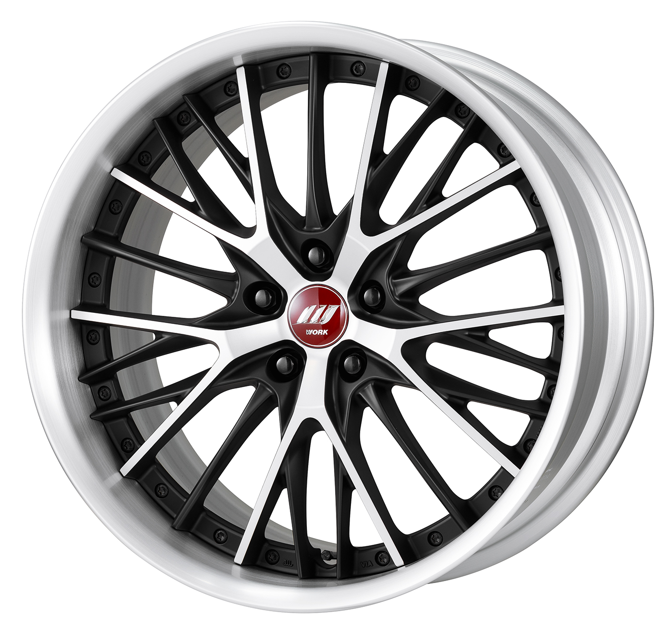 ■サイズ:20inch<br />
■ディスク:マットブラックカットクリア(カスタム)<br />
■リム:FULL REVERSE(形状)/ブラッシュド(カスタム)<br />
■センターキャップ:レッド・Wエンブレム(オプション)<br />
■ピアスボルト:ブラックピアスボルト(カスタム)<br />
■エアバルブ:ブラックエアバルブ(カスタム)