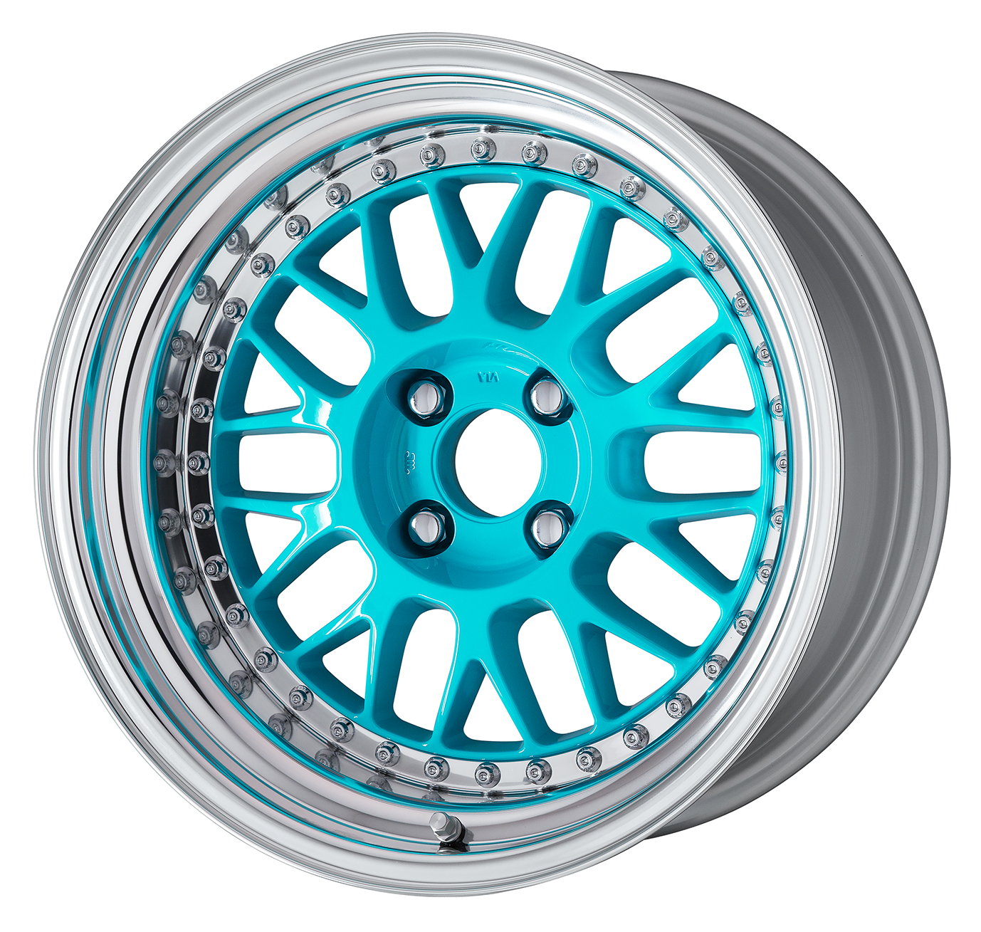 ■サイズ:16inch<br />
■ディスク:エナジーミント(カスタム)<br />
■リム:NORMAL(形状)/バフアルマイト(標準)